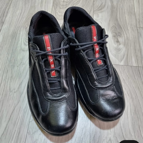 Prada shoes - Picture 1 of 5